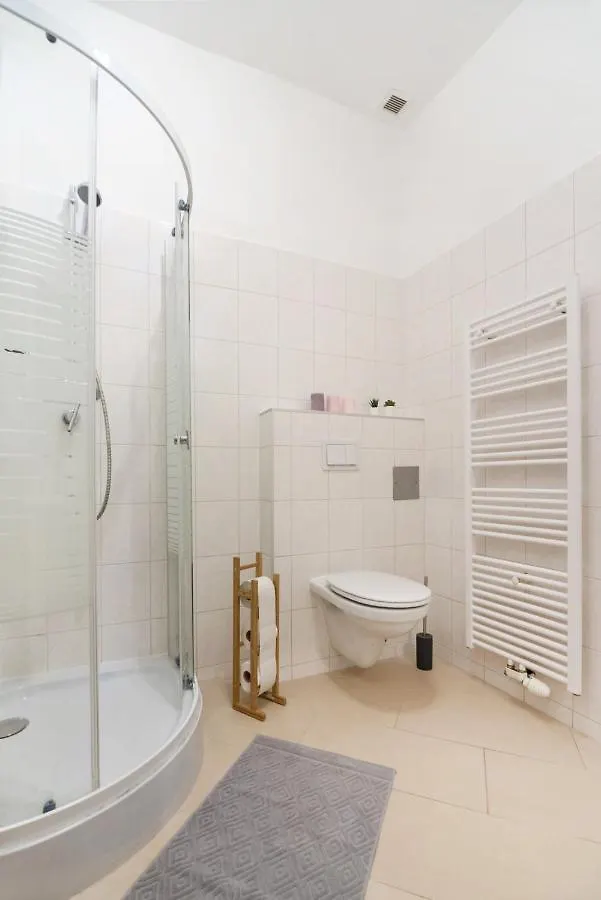 Nice Apartment In Lovely Area Bécs